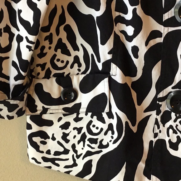 Westbound Black and white blazer - Picture 3 of 7